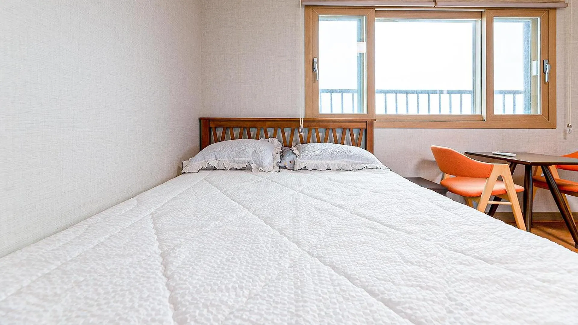 Jeju Woljeongri Pungcha Pension Pensjonat