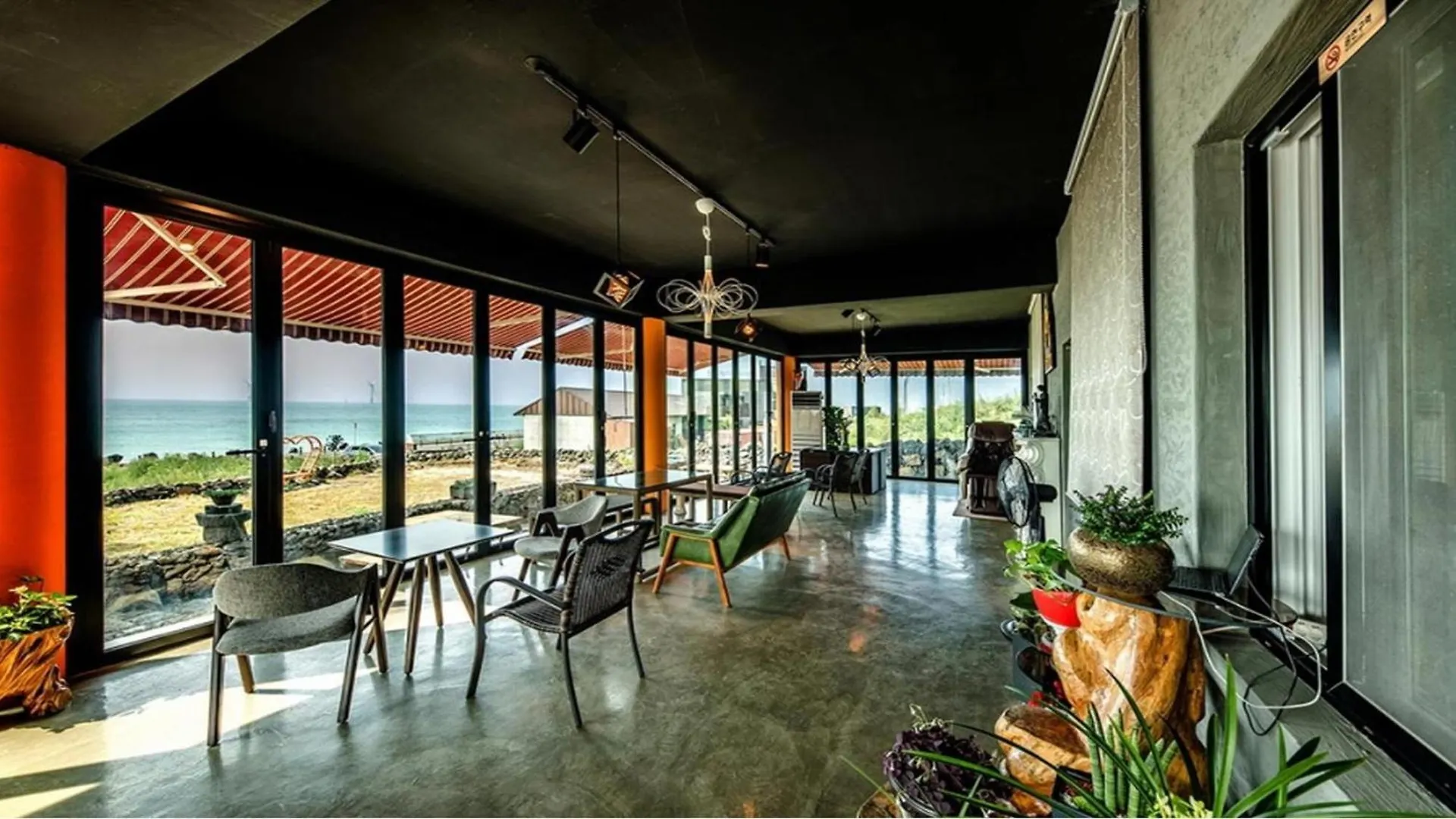 Jeju Woljeongri Pungcha Pension Pensjonat